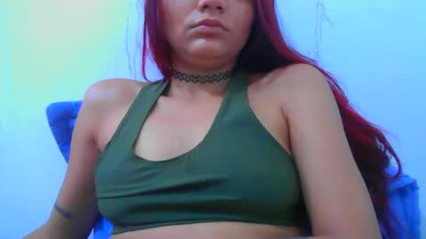 Snapshot of alixxe_ chatting on 6, 10, 2025 alixxe_ online show from 6, 10, 2025