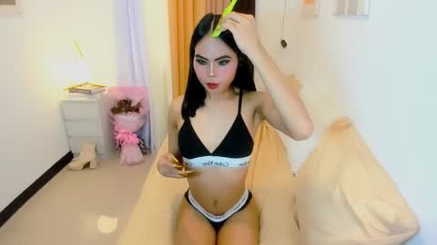 hello your lovely ALIYAH online show from 23, 2, 2025