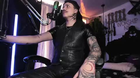   online show from 10, 3, 2025