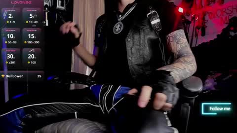   online show from 12, 11, 2025