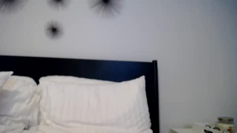 Snapshot of allaroundamazing13 chatting on 8, 3, 2026 allaroundamazing13 online show from 8, 3, 2026
