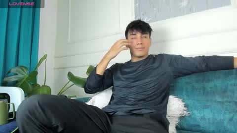 Snapshot of allexcano chatting on 17, 12, 2025 Allex online show from 17, 12, 2025