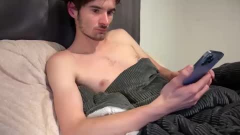 alleycat2001 online show from 19, 12, 2025