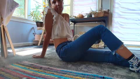 wishlist on bio online show from 16, 9, 2025