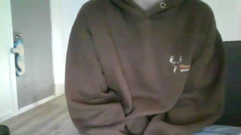 Snapshot of alliebearx chatting on 11, 1, 2025 alliebearx online show from 11, 1, 2025