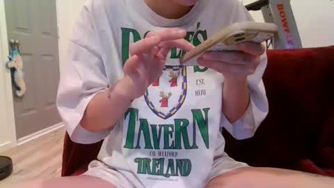 Snapshot of alliebearx chatting on 23, 1, 2025 alliebearx online show from 23, 1, 2025