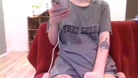 Snapshot of alliebearx chatting on 30, 1, 2025 alliebearx online show from 30, 1, 2025