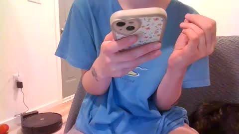 Snapshot of alliebearx chatting on 25, 2, 2025 alliebearx online show from 25, 2, 2025
