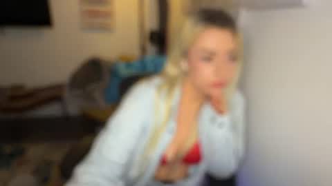 Snapshot of alliefyre chatting on 17, 7, 2026 Allie Fyre online show from 17, 7, 2026