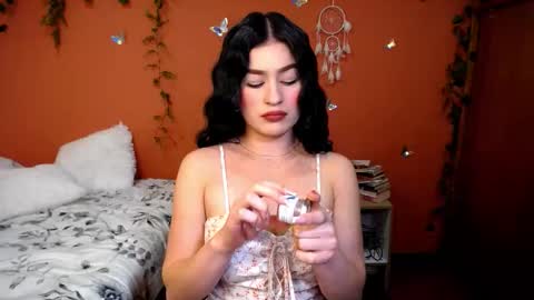 Snapshot of allierose_ chatting on 22, 10, 2025 Allie  online show from 22, 10, 2025