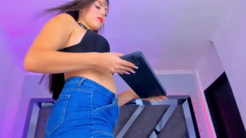 Snapshot of allijadid chatting on 31, 1, 2025    online show from 31, 1, 2025