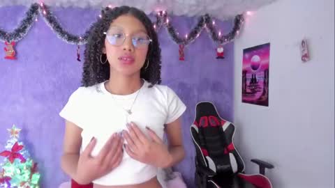Snapshot of allis0n_ik chatting on 10, 12, 2024 ALLIS0N IK online show from 10, 12, 2024