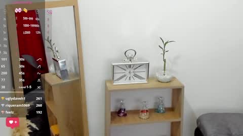    online show from 22, 12, 2024