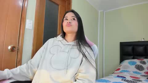 Snapshot of allison_love chatting on 28, 11, 2025 allison online show from 28, 11, 2025