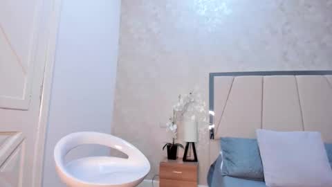 Allison whitee online show from 6, 3, 2026