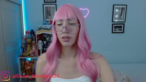 Snapshot of allisonblossom chatting on 9, 2, 2025 online show from 9, 2, 2025