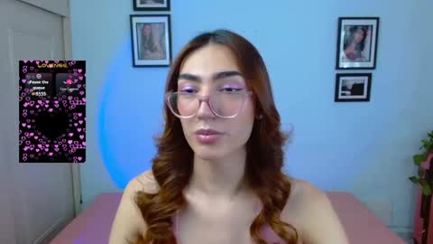 Snapshot of allisonblossom chatting on 30, 9, 2025 online show from 30, 9, 2025