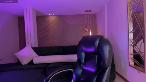 Allison Rogers online show from 25, 11, 2025