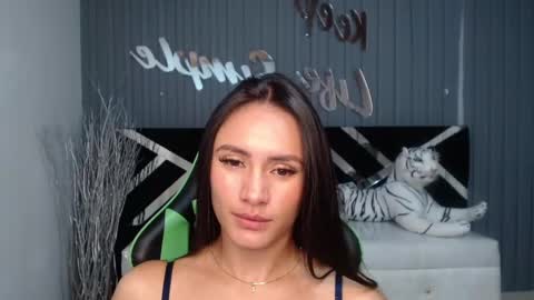 Snapshot of allisson_a chatting on 27, 12, 2024 Allisson online show from 27, 12, 2024