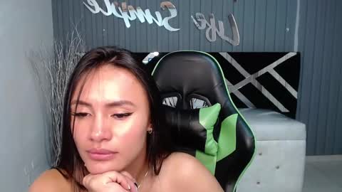 Snapshot of allisson_a chatting on 31, 12, 2024 Allisson online show from 31, 12, 2024