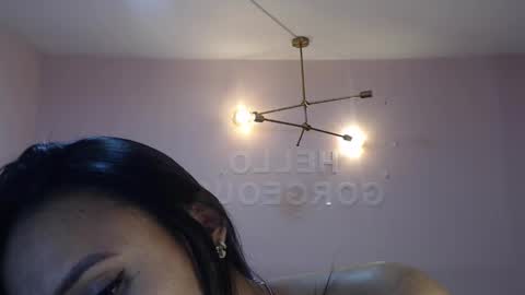 Snapshot of allisson_a chatting on 11, 1, 2025 Allisson online show from 11, 1, 2025