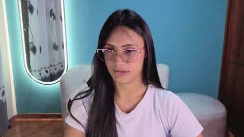 Snapshot of allisson_a chatting on 25, 9, 2025 Allisson online show from 25, 9, 2025