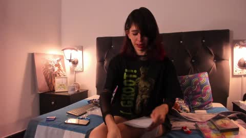 Snapshot of allisson_rose chatting on 12, 12, 2024 Alli online show from 12, 12, 2024