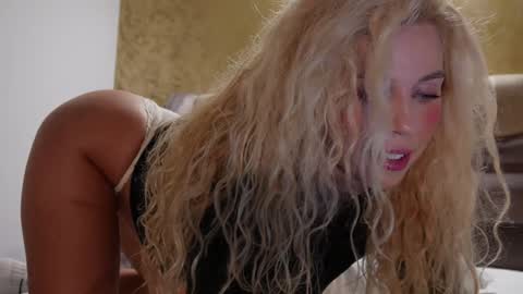 allissonhotbb online show from 16, 9, 2025