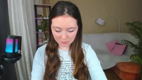 alluringeyess online show from 19, 9, 2025