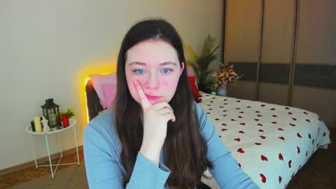 Snapshot of alluringeyess chatting on 2, 4, 2026 alluringeyess online show from 2, 4, 2026