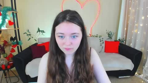 alluringeyess online show from 16, 5, 2026