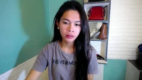 Snapshot of alluringhotwoman_xx chatting on 26, 3, 2026 Call me Baby online show from 26, 3, 2026