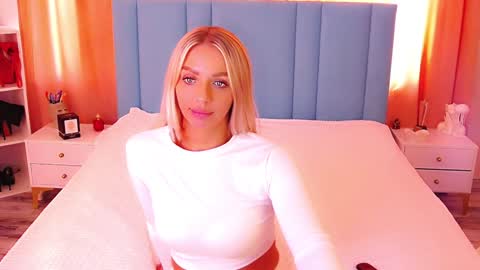 AlwaysHot online show from 6, 1, 2025