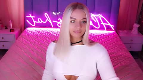 AlwaysHot online show from 11, 3, 2026