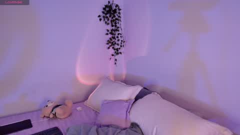 ally_clark online show from 26, 12, 2024