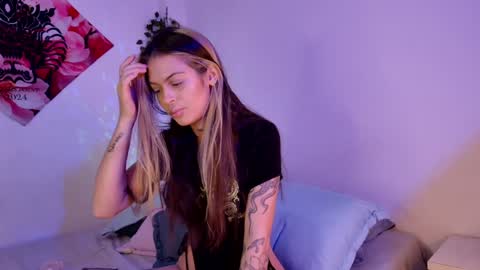 ally_clark online show from 28, 1, 2025