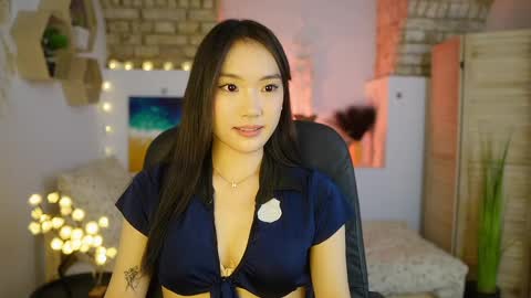 Allyah Sky online show from 9, 3, 2025