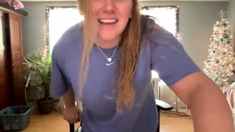 Snapshot of allyanalangel chatting on 27, 12, 2024 allyanalangel online show from 27, 12, 2024