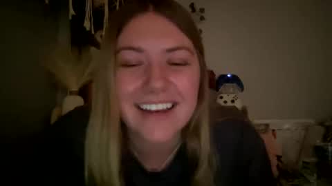 Snapshot of allyanalangel chatting on 13, 2, 2025 allyanalangel online show from 13, 2, 2025