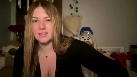 Snapshot of allyanalangel chatting on 17, 2, 2025 allyanalangel online show from 17, 2, 2025