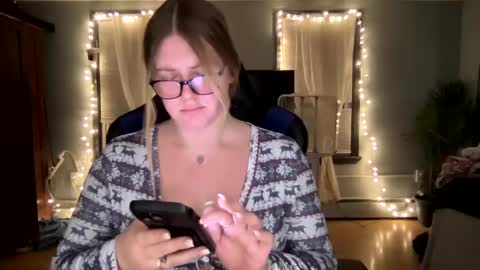 Snapshot of allyanalangel chatting on 11, 3, 2025 allyanalangel online show from 11, 3, 2025