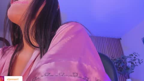 Snapshot of allyjensen chatting on 24, 1, 2025 Alisson online show from 24, 1, 2025