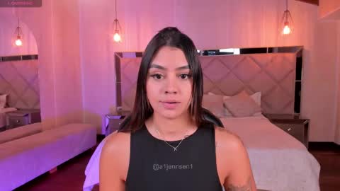 Snapshot of allyjensen chatting on 7, 11, 2025 Alisson online show from 7, 11, 2025