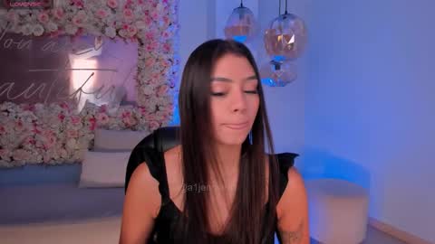 Snapshot of allyjensen chatting on 22, 11, 2025 Alisson online show from 22, 11, 2025