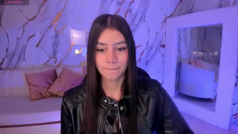 Snapshot of allyjensen chatting on 16, 12, 2025 Alisson online show from 16, 12, 2025