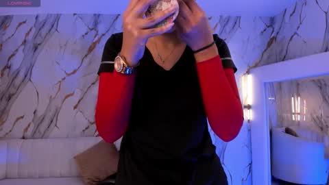 Snapshot of allyjensen chatting on 18, 12, 2025 Alisson online show from 18, 12, 2025