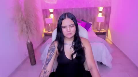 allyson_brownn online show from 16, 12, 2025