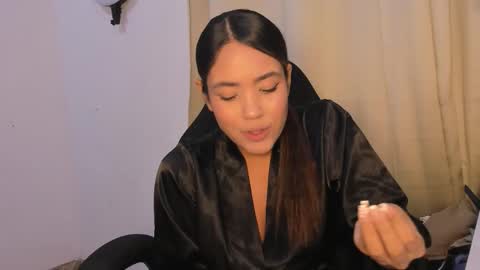 Snapshot of allyson_gh chatting on 30, 10, 2025 allyson_gh online show from 30, 10, 2025