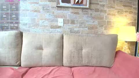 Snapshot of allysonswwan17 chatting on 24, 10, 2025 Ally   online show from 24, 10, 2025