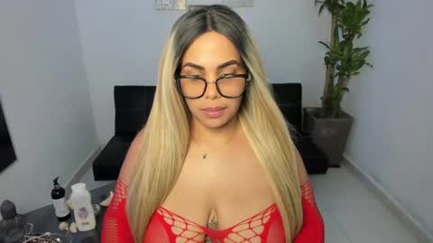 allyssann online show from 15, 1, 2025